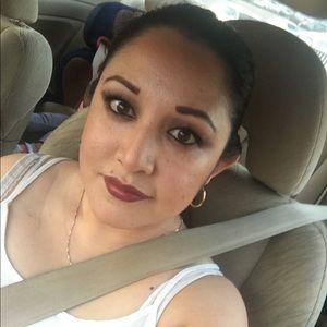 Meet your Posher, Sandra